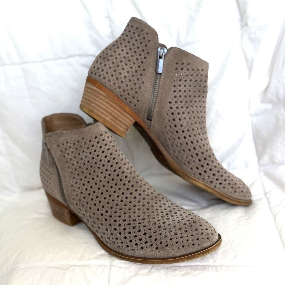 Lucky Brand Basel 3 Womens 9.5 Tan Lugo Perforated Suede Ankle Zip Booties Wood